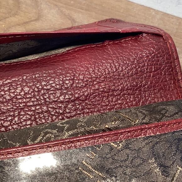 Temanli Red Croc Emboss Leather Silver Hardwear Multi Card Holder Bi-Fold Wallet - Picture 13 of 16